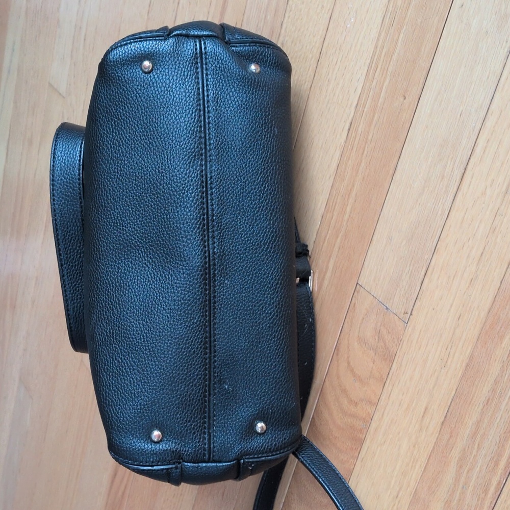 GUESS Los Angeles Black Pebbled Triple Entry Satchel Crossbody - Picture 11 of 12